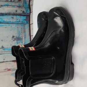 HUNTER Original CHELSEA GLOSS Rain Boots in Black